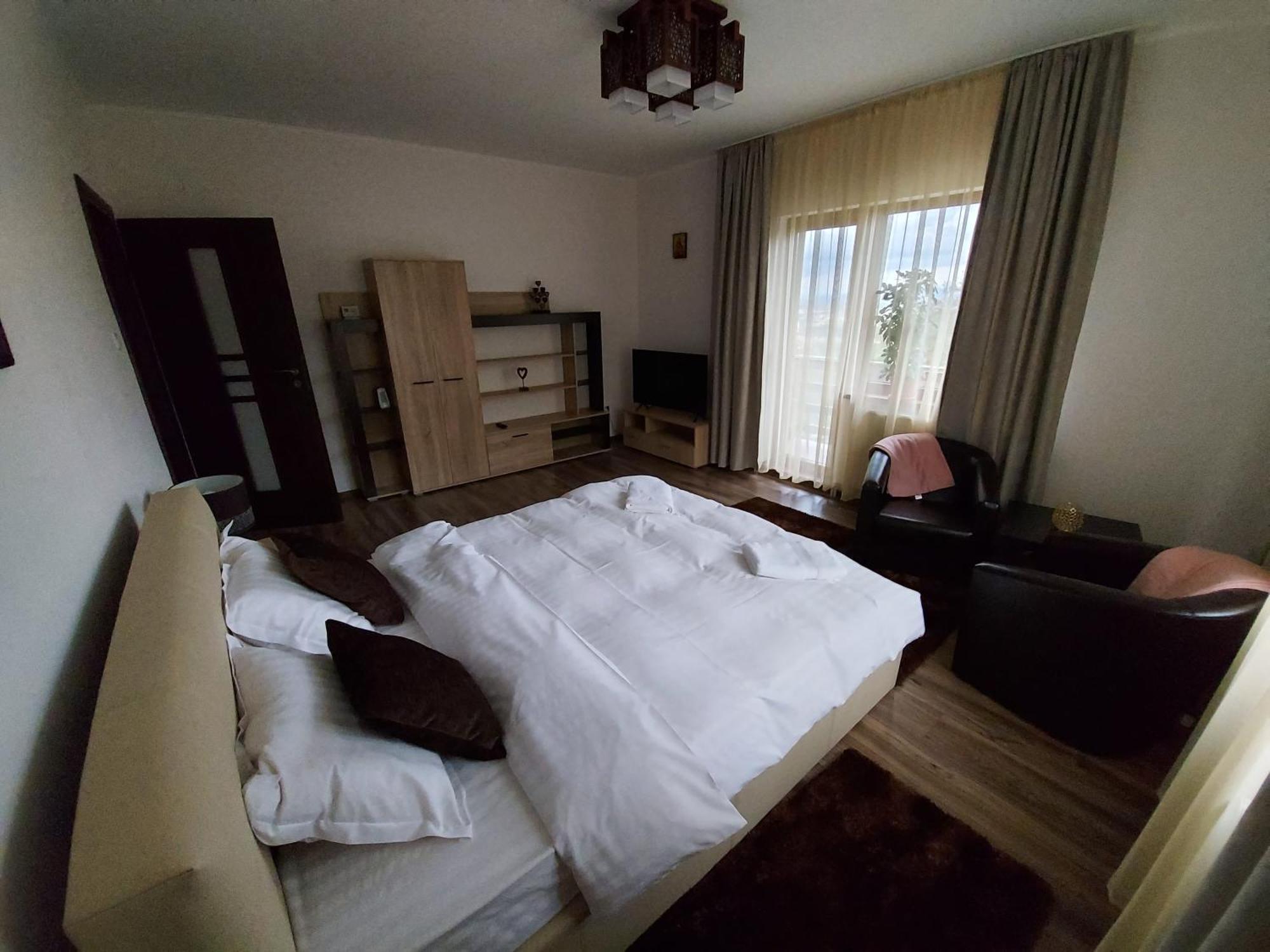 Apartament Matei ブラショフ エクステリア 写真