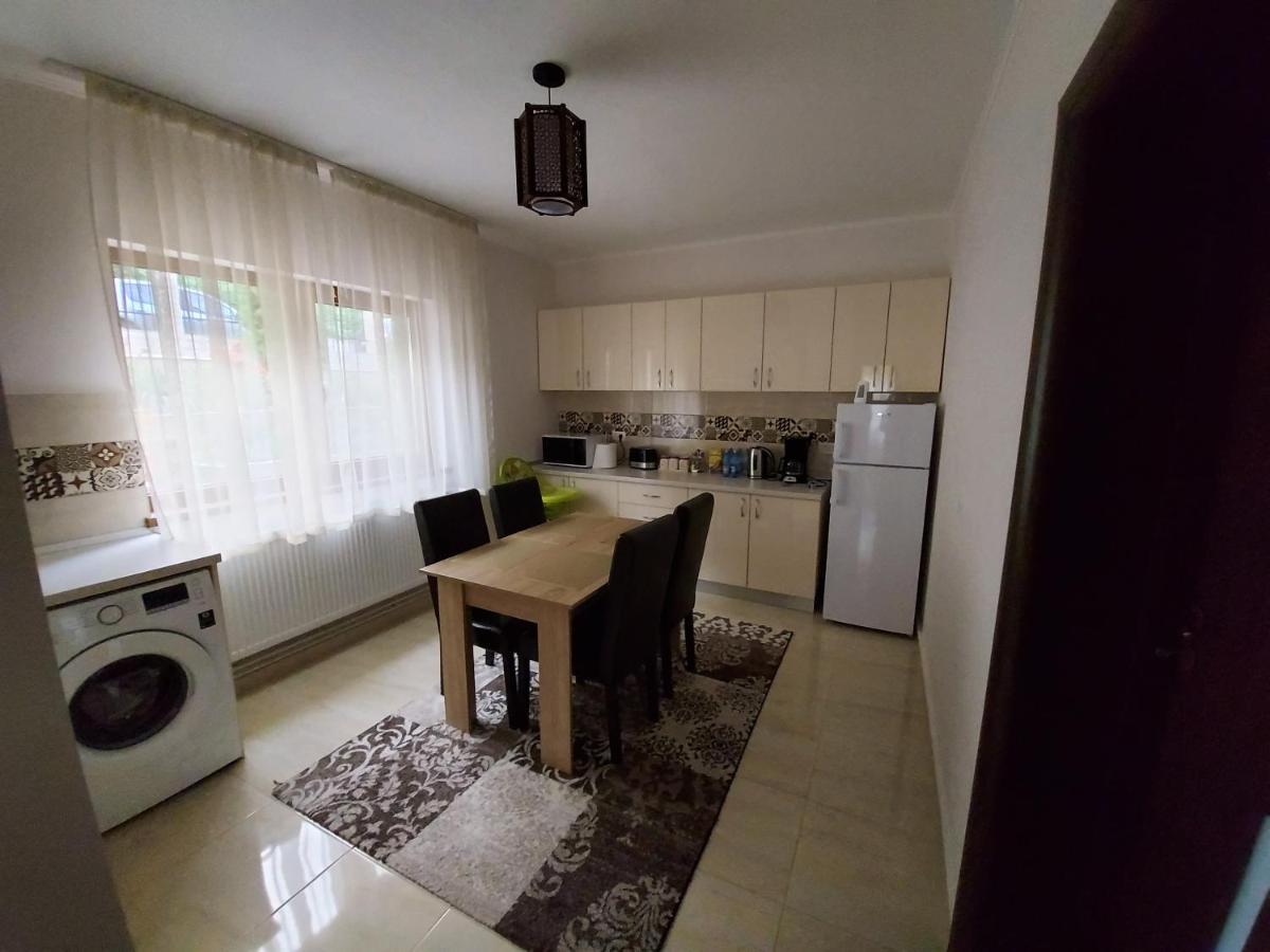 Apartament Matei ブラショフ エクステリア 写真